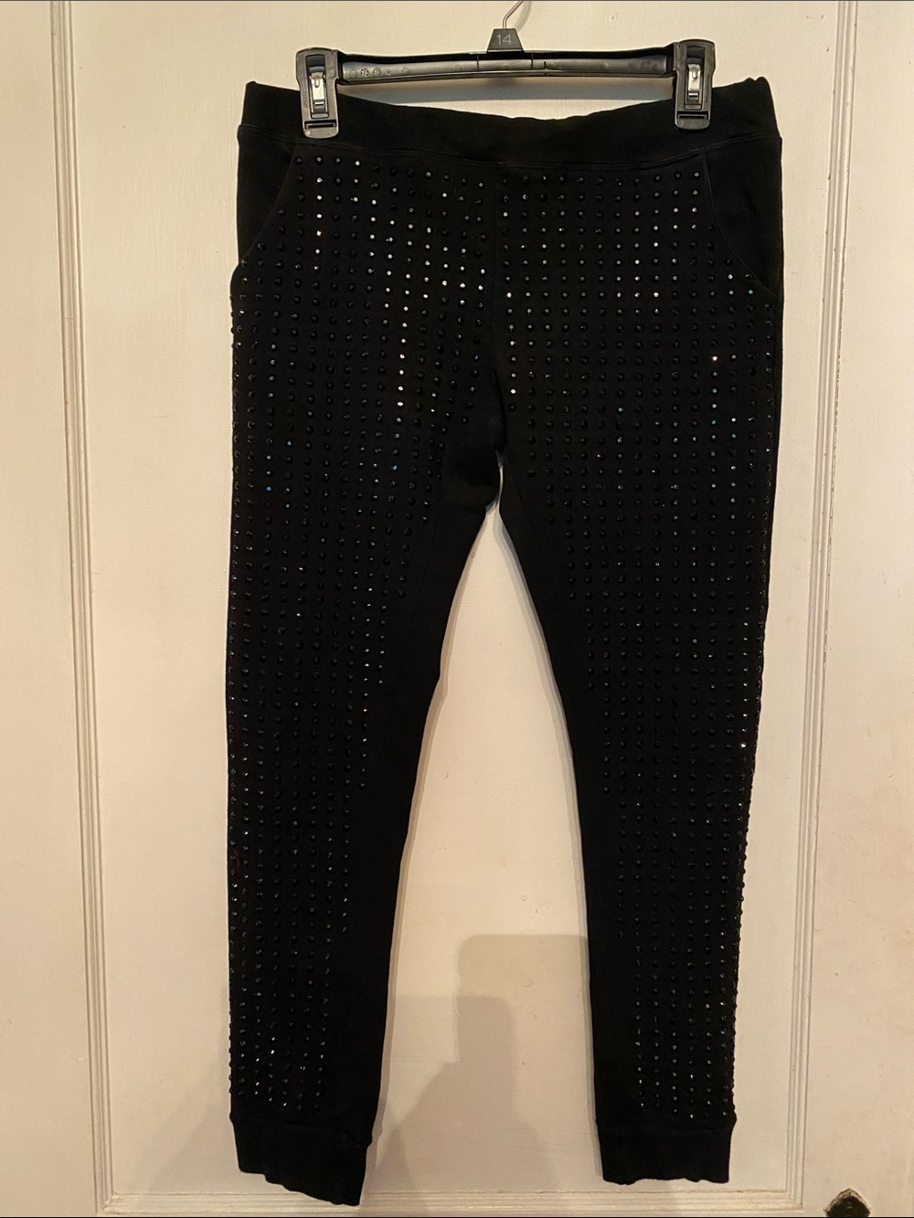 ! Vinizbena Designed Italy pants with decor size L